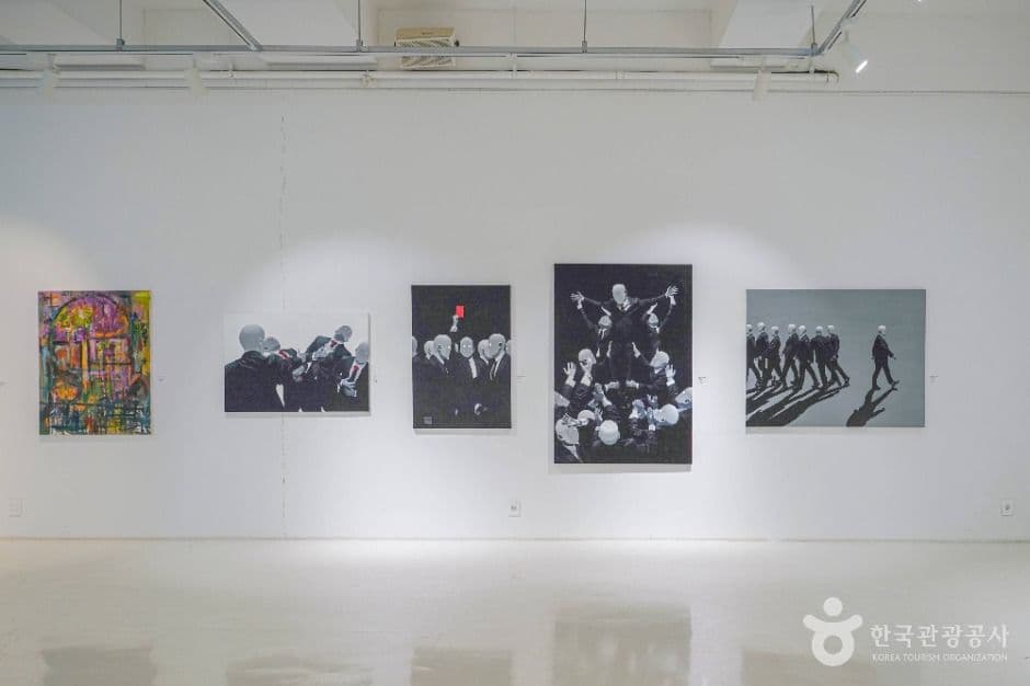 갤러리 위 사진 6